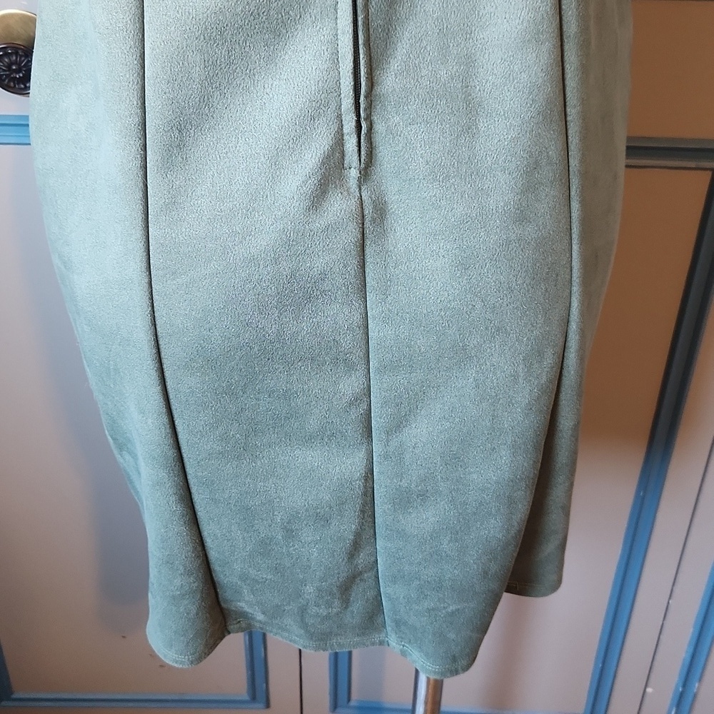 Miami for Francesca’s Ruched Sage Green Mini Dress - Picture 10 of 13